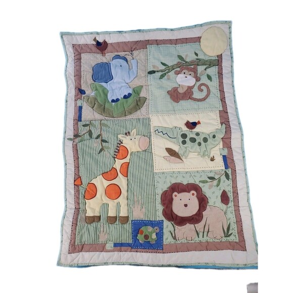 Quilted Nursery Baby Crib Blanket Reversible Jungle Safari Animals Textured - Picture 1 of 11